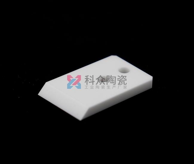 氧化鋁陶瓷件都有哪些分類和特點呢？（圖）